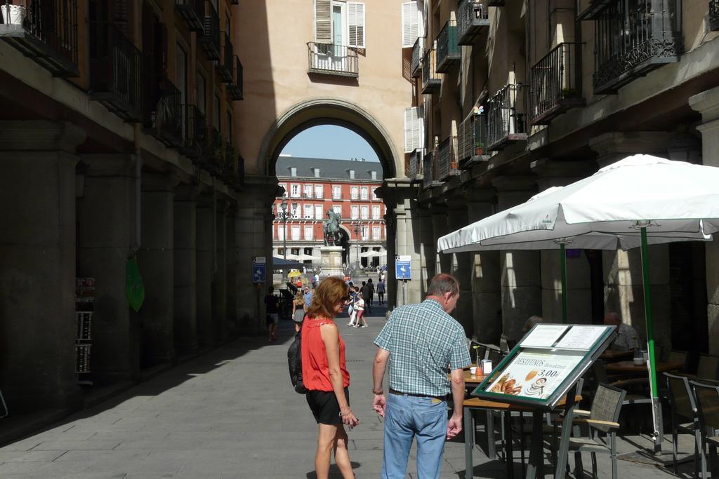 Alvaro Residencia Madrid Kültér fotó